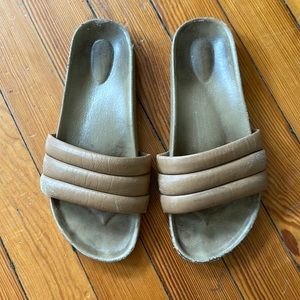 Well loved Beatrice Valenzuela Sandalias size 7